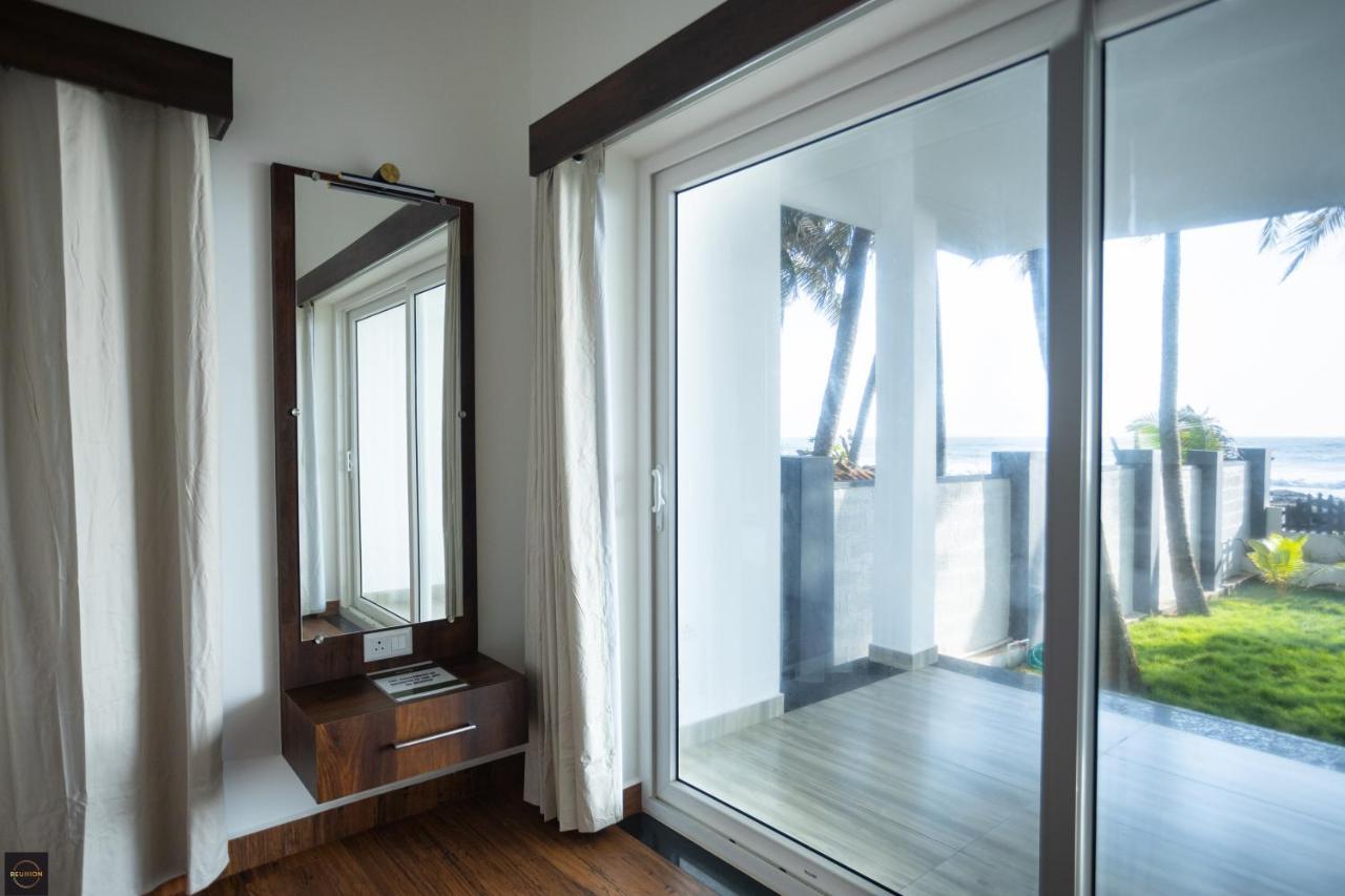 Reunion Ocean Manor - Beach House ウドゥピ エクステリア 写真