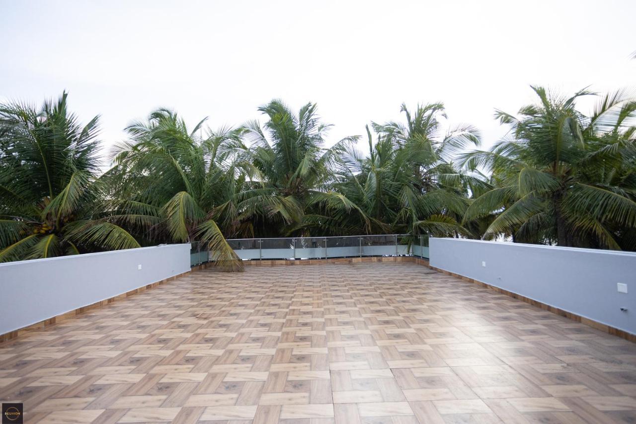 Reunion Ocean Manor - Beach House ウドゥピ エクステリア 写真